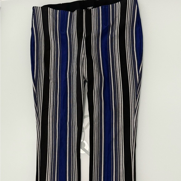 Nygard Luxe Slims | women’s pants | Large (14-16) - Picture 2 of 7